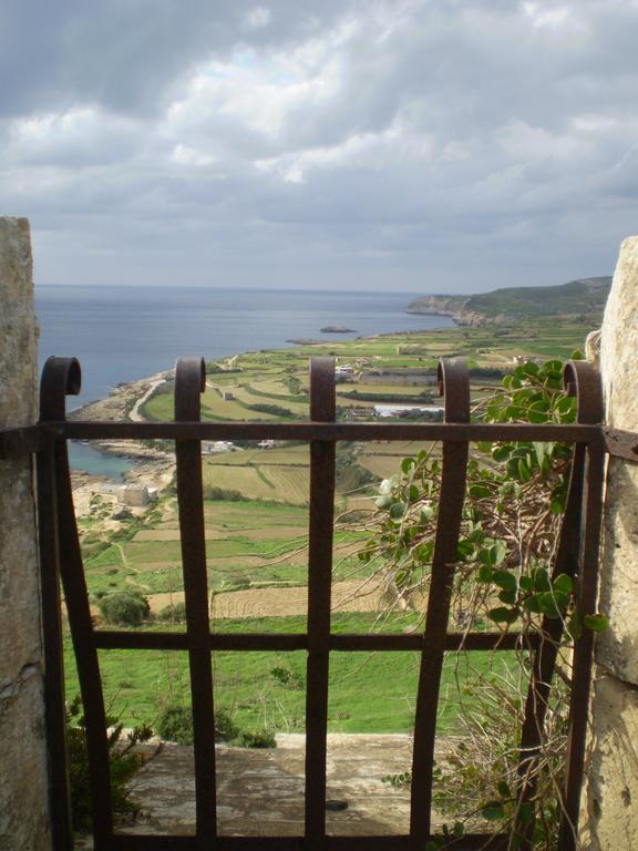 Fort Chambray Apartment Ghajnsielem Bagian luar foto